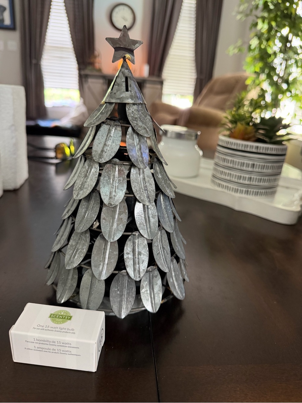 Scentsy Small Gray Metal Warmer